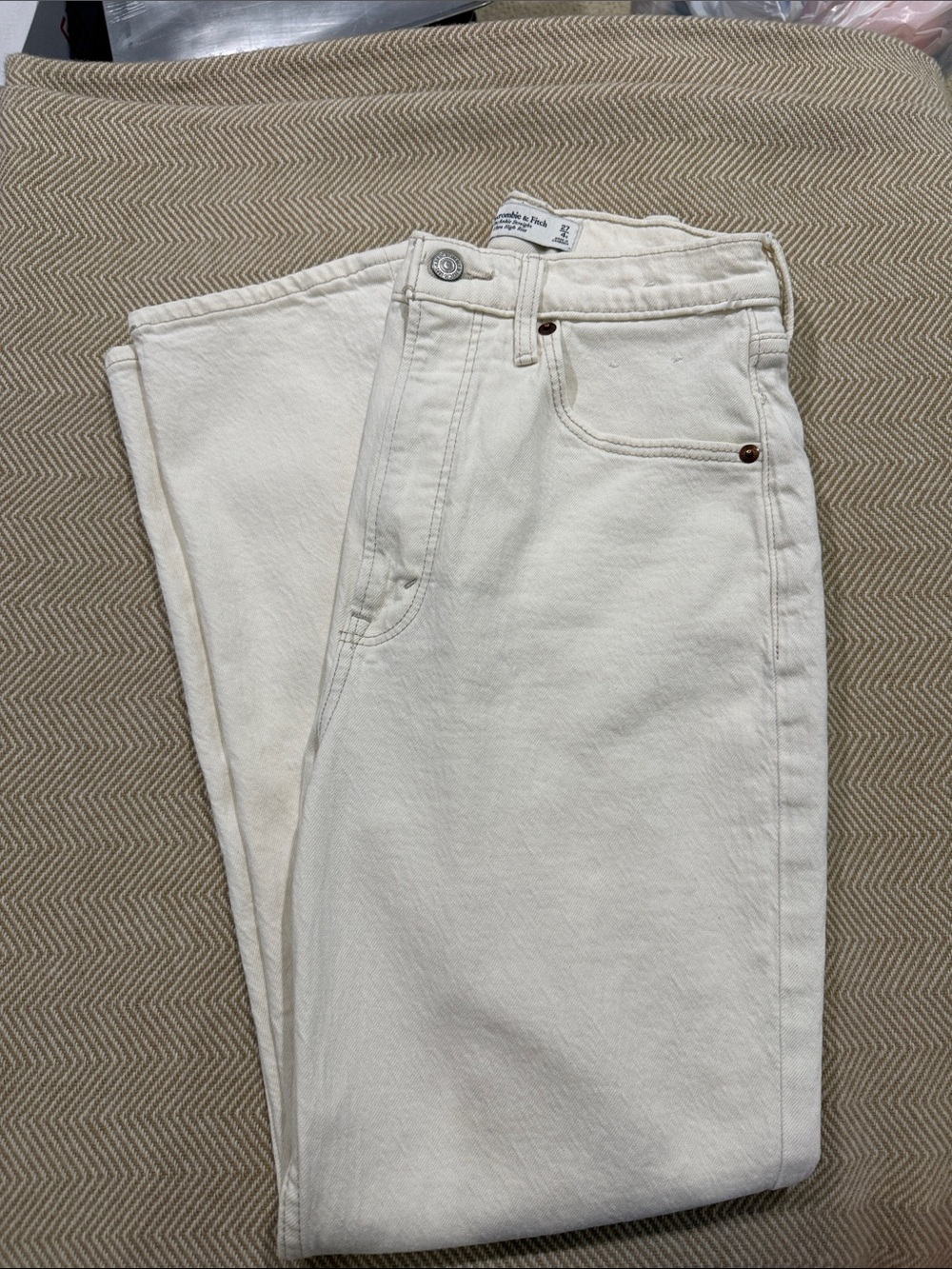 Abercrombie & Fitch The Ankle Straight Ultra High Rise Cream (27 Regular Curve)